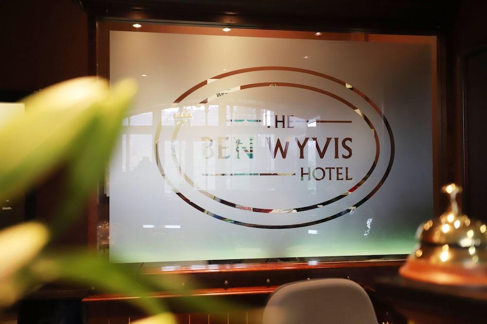 Ben Wyvis Hotel - Reception