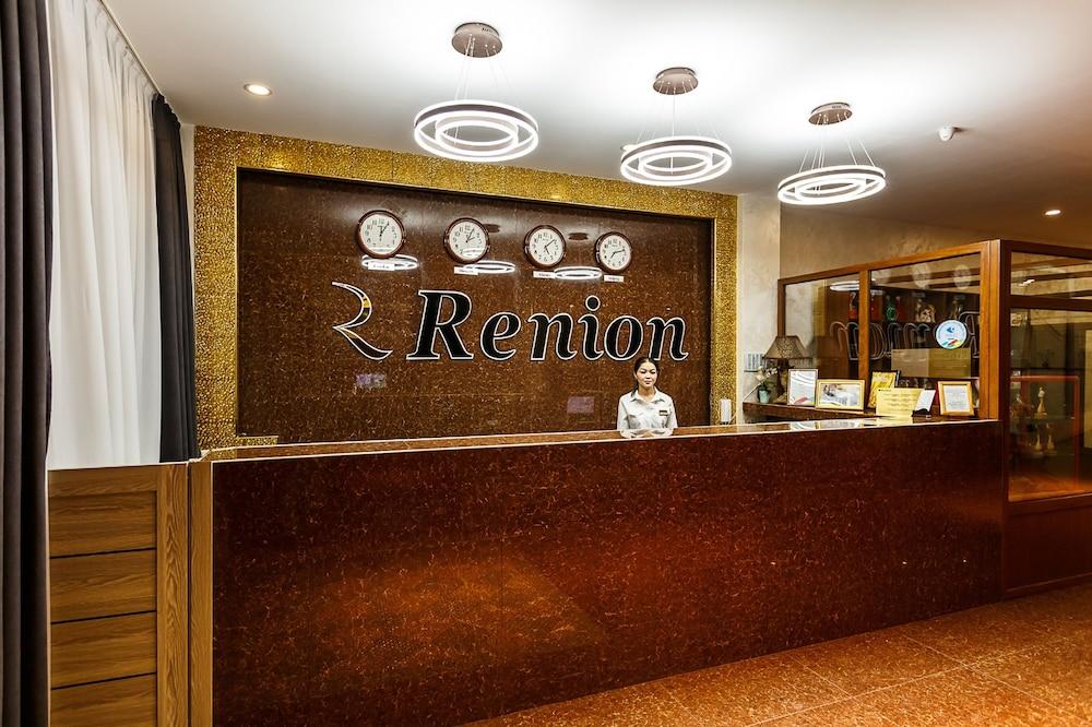 Renion Hotel Almaty - Interior Entrance