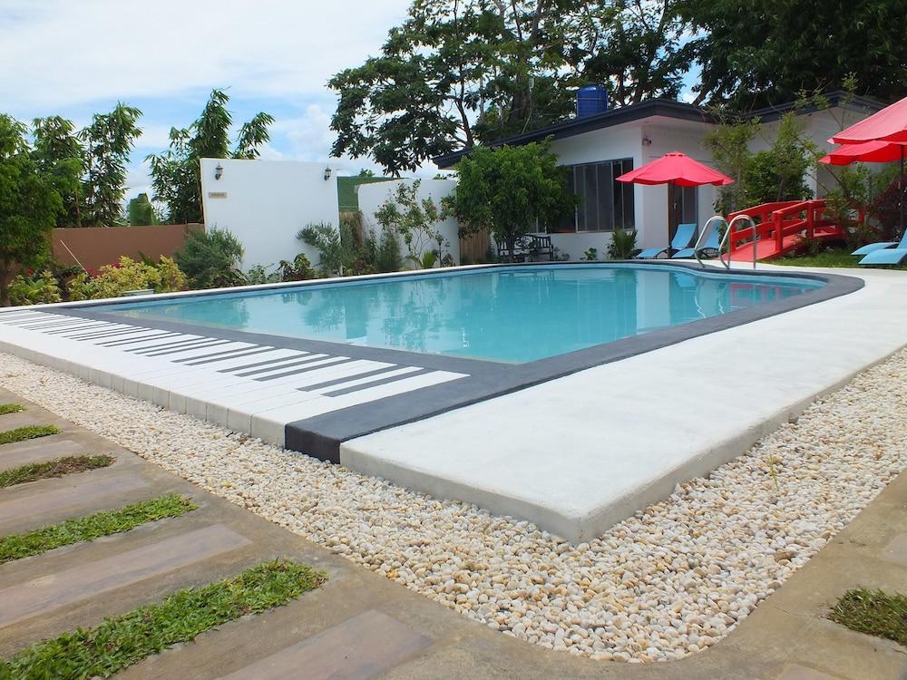 Paboreal Boutique Hotel - Outdoor Pool