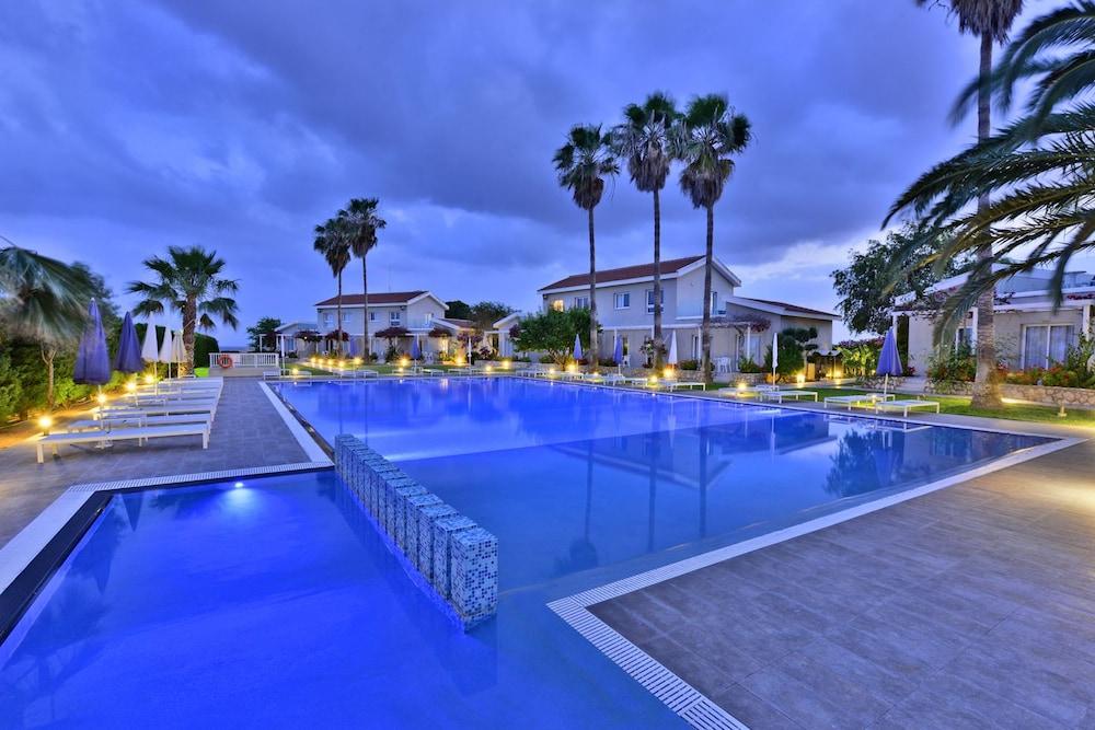 Mon Repos Design Hotel - Pool