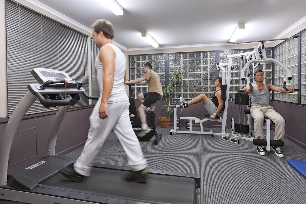 Mont Clare Boutique Apartments - Fitness Facility