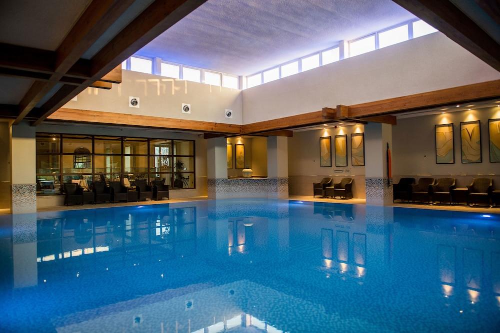 Thorpe Park Hotel and Spa - Indoor Pool
