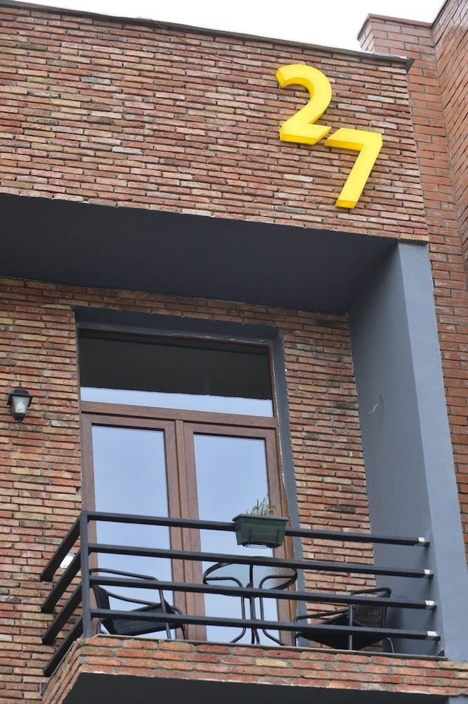 Hotel 27 - Exterior