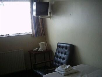 Endeavour Hotel - Room