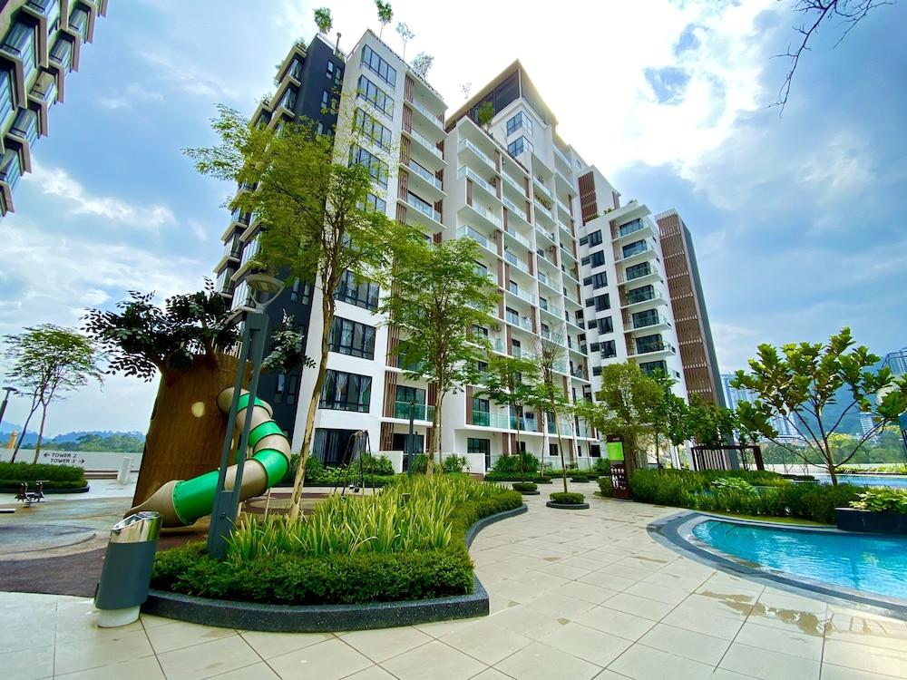 DW Little Home at Midhills Genting - Exterior