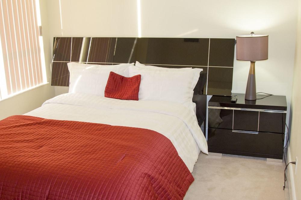 Luxury Penthouse Suite - Room