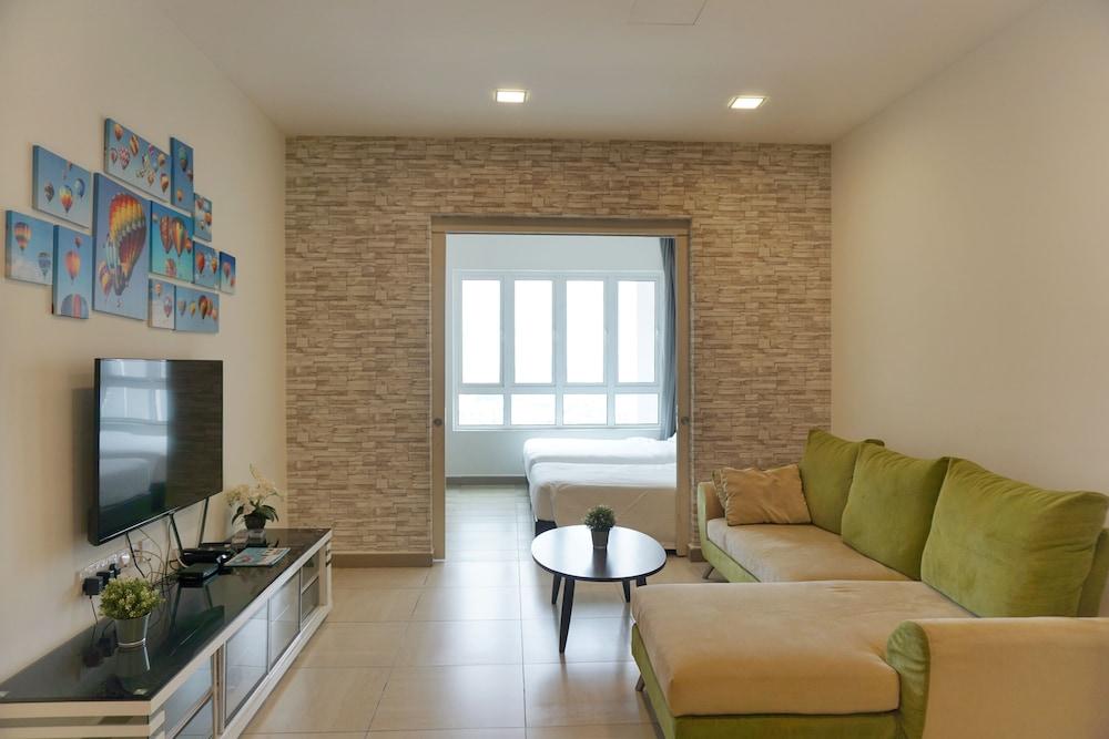 PM Octagon Ipoh Suites & Apartment - Featured Image