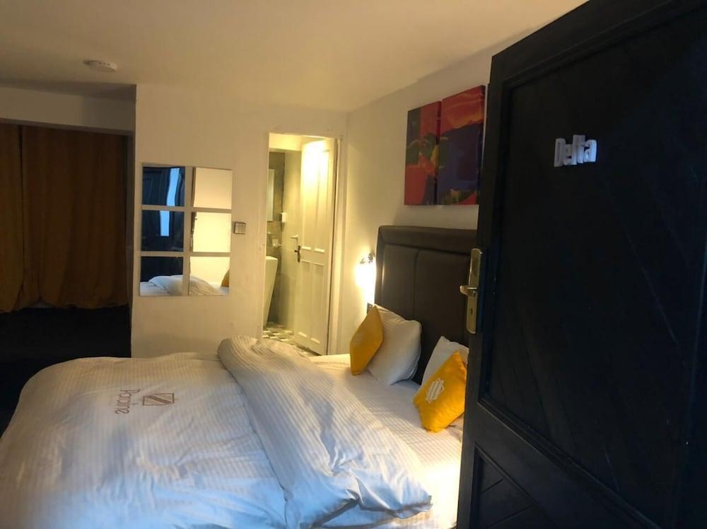 Paraline Hotels & Resorts - Room