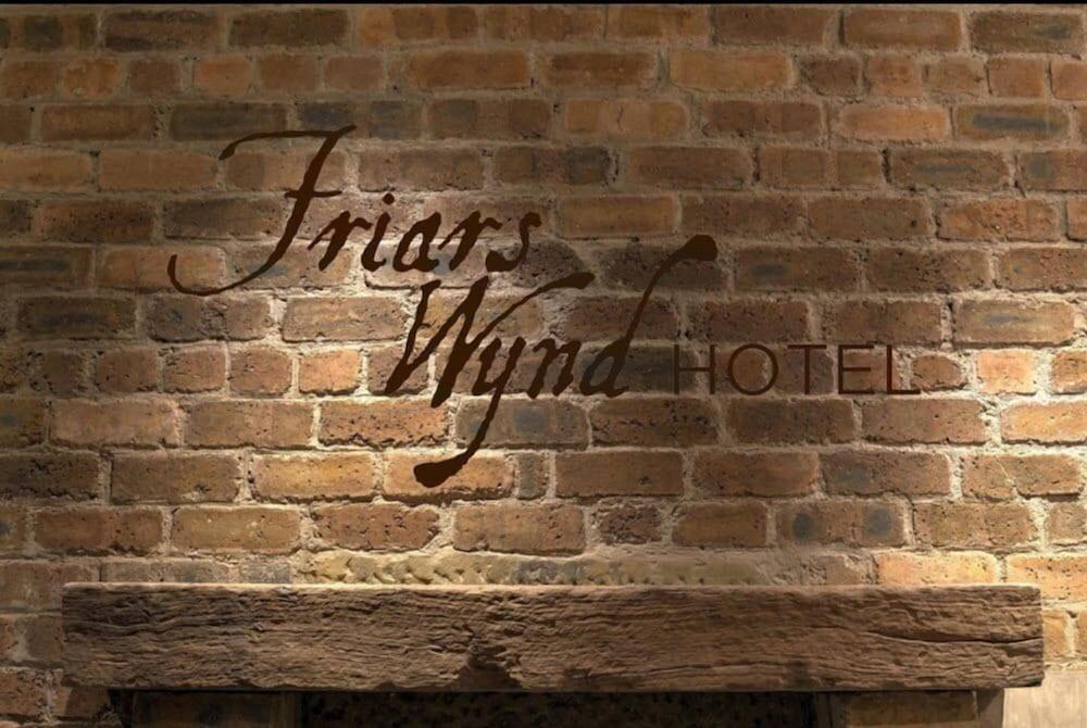 Friars Wynd Hotel - Interior Entrance