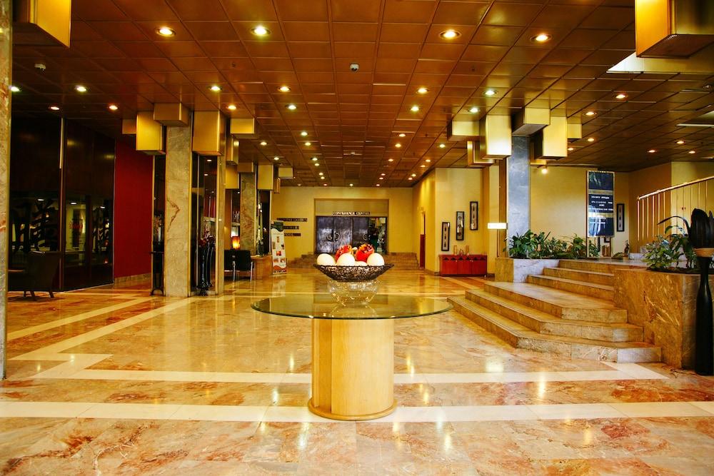 Rainbow Towers Hotel And Conference Centre - Interior Entrance