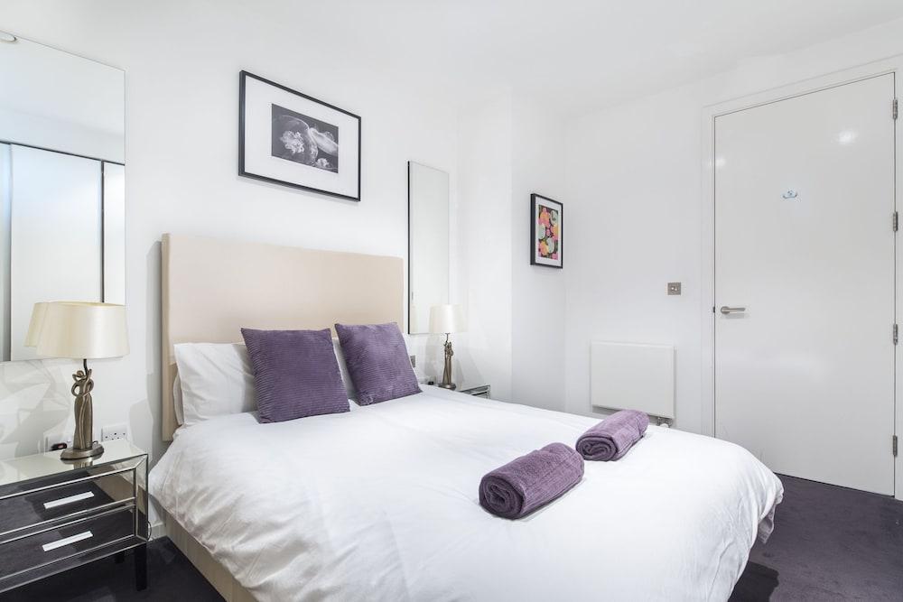 London Prime Apartments - Canary Wharf - Room