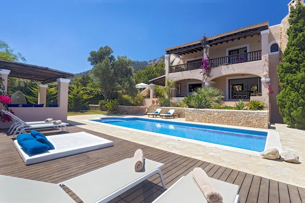 Villa Cas Berris - Outdoor Pool