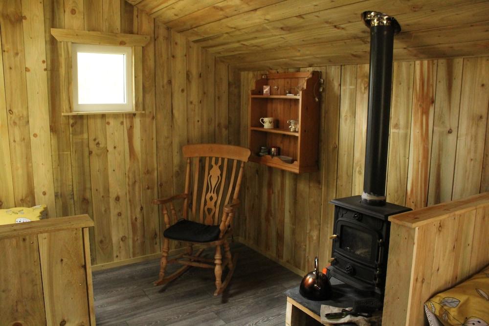 Wildwoodz Cabins - Interior Detail