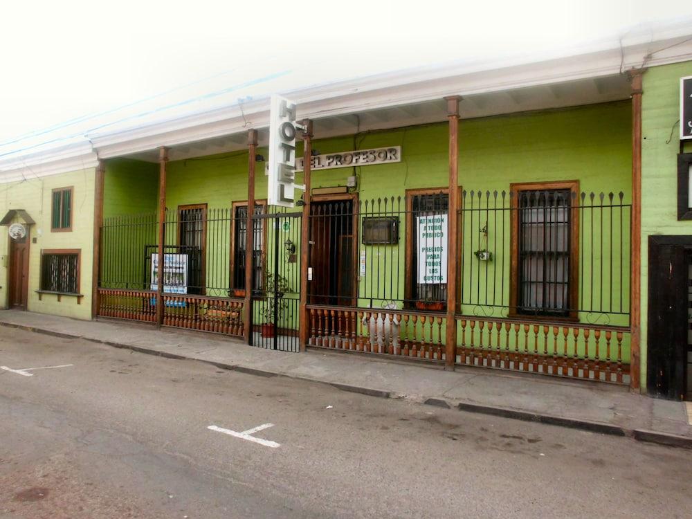 Hotel Casa del Profesor - Featured Image