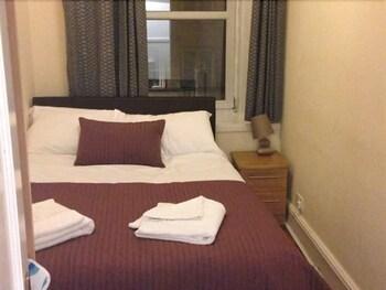 Central Apartments Edinburgh - Guestroom