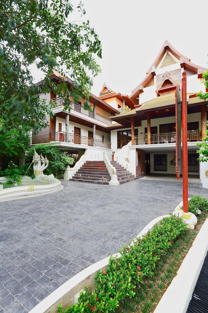 De Naga Hotel Chiang Mai - Property Grounds