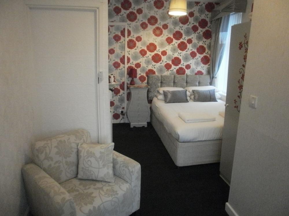 The Withnell Hotel - Room