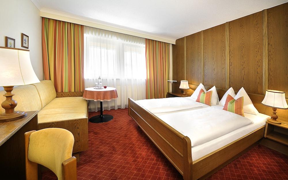 Hotel St.Hubertus - Room