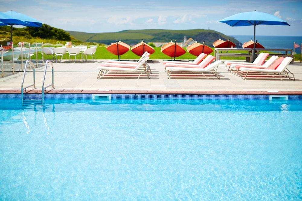 St Moritz Hotel - Outdoor Pool