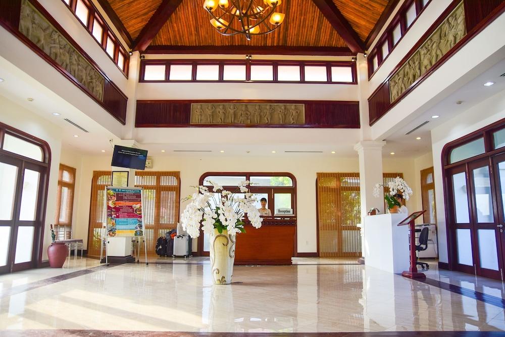Furama Villas Danang - Lobby