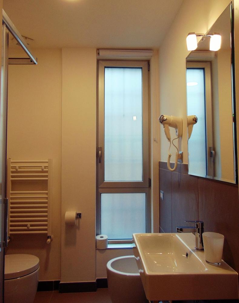 Guesthouse Cipro - Bathroom
