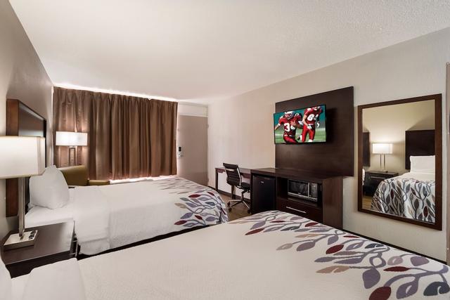 ريد رووف إن كولومبيا، ساوث كارولينا  أيربورت