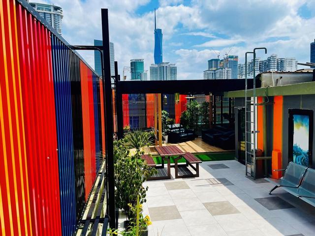 إيسي هوتل كل سينترال