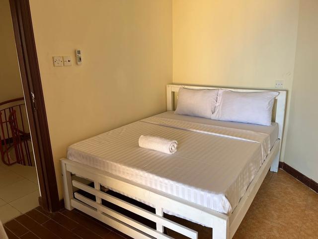 ذا بينتهاوس ووترفرونتس