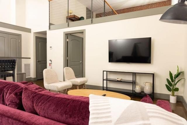 ستيليش آند نيو 1 بد روم لوفت أبارتمنت رايت داون تاون