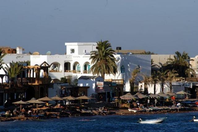 فندق بلانيت أواسيز