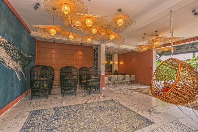 ز هوتل آند س 2 هوتل