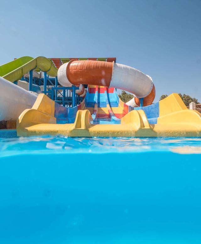 منتجع الغردقة لونج بيتش ريزورت