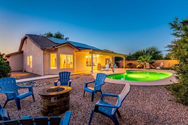 Private Heated Pool and Firepit Surprise Home! 30 Night Minimum! by Redawning