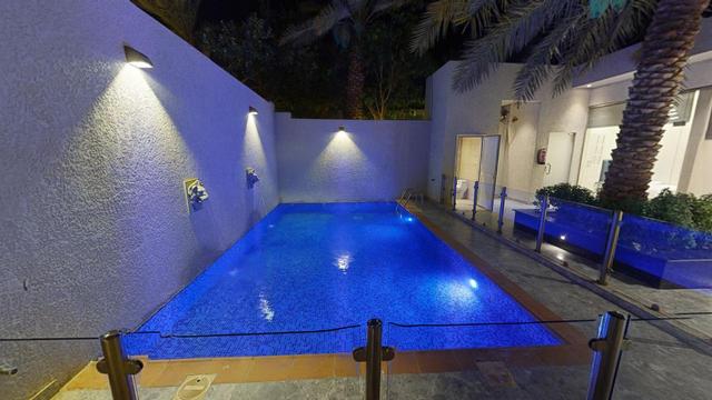 شاليه بتصميم رائع ومنطقة شواء |352