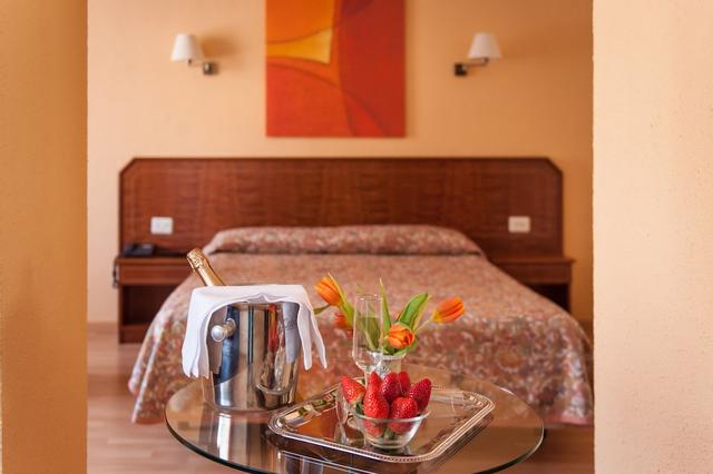 Hotel Unzaga Plaza