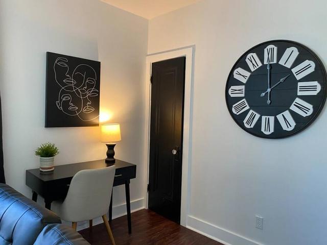 بلاك وايت لاكشري ريتريت