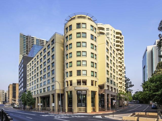 Mantra Parramatta