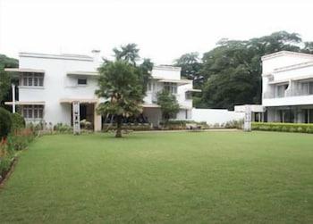 Hotel Sunderban Resort & Spa