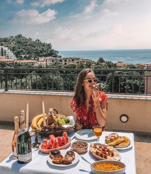 جيست هاوس ميدين