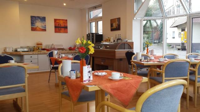 لوين هوتل أريان