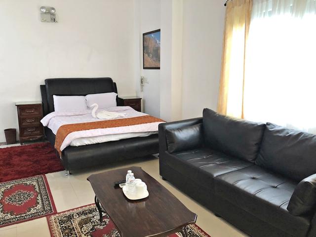 نايتس كو سويتس