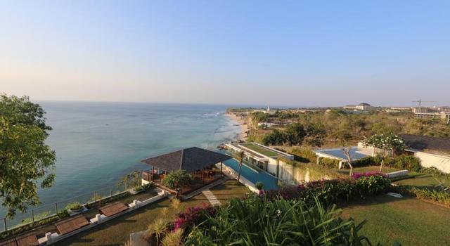 فيلات نومينا بيتشاتو