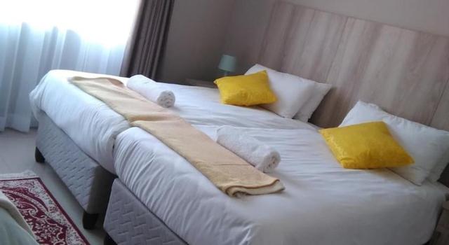 Ivory Inn Bed & Breakfast