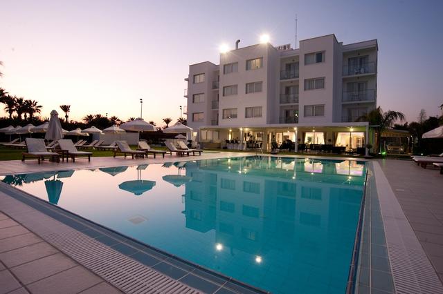 Frixos Suites Hotel Apts