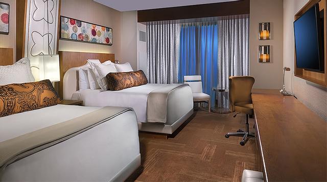 ديل لاجو ريزورت آند كازينو