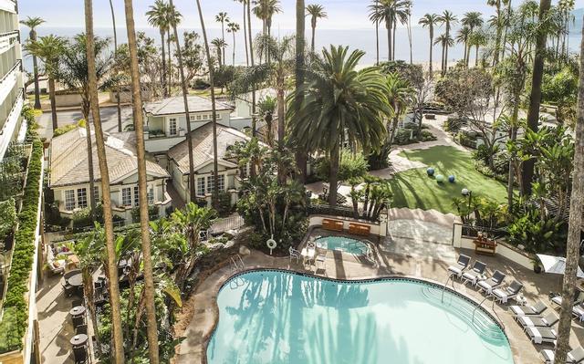 فيرمونت ميرامار بنجالوز