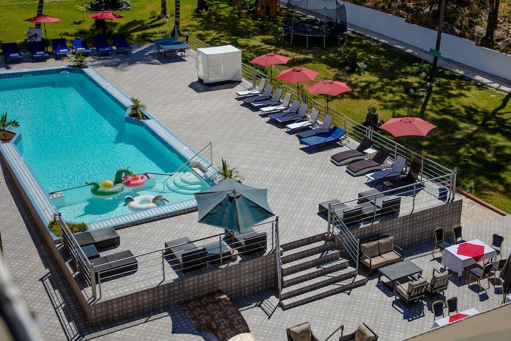 ميتزي ريزيدنس هوتل