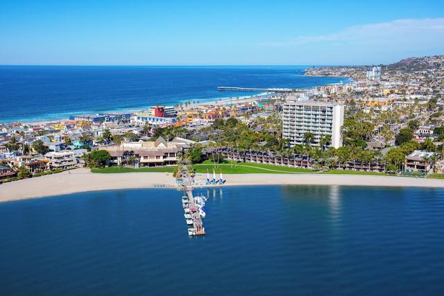 Catamaran Resort and Spa